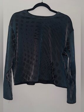 Nike Textured Long-Sleeve Top - Teal and Black
